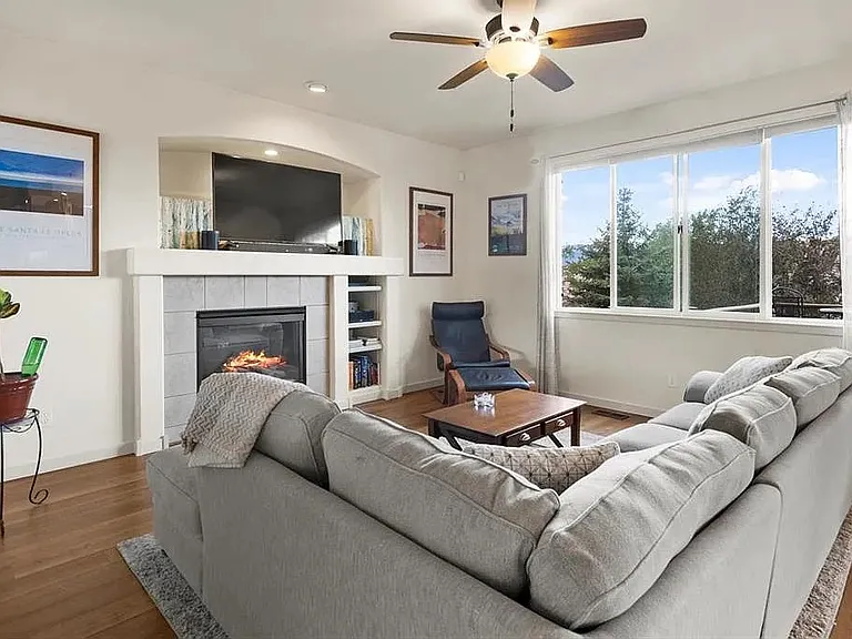 9630 Hollyleaf Ct — Photo 5
