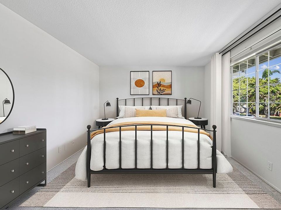 Bedroom with carpet