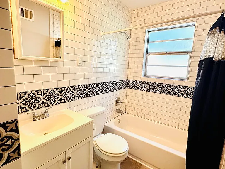 8082 Whitebrook Dr — Photo 11
