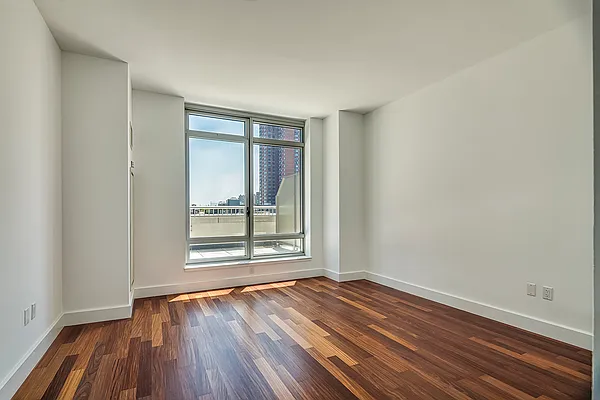 Rented by City Connections Realty | media 49