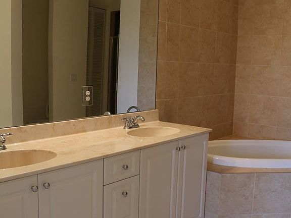 4th image of 4483 Western Gails Ct Unit 405