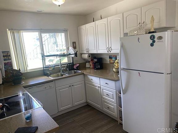 2nd image of 908 S Sunshine Ave Unit 16