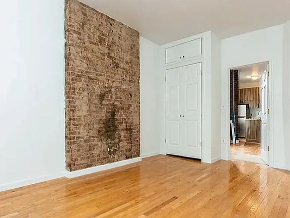 3rd image of 43 Cumberland St #3WL
