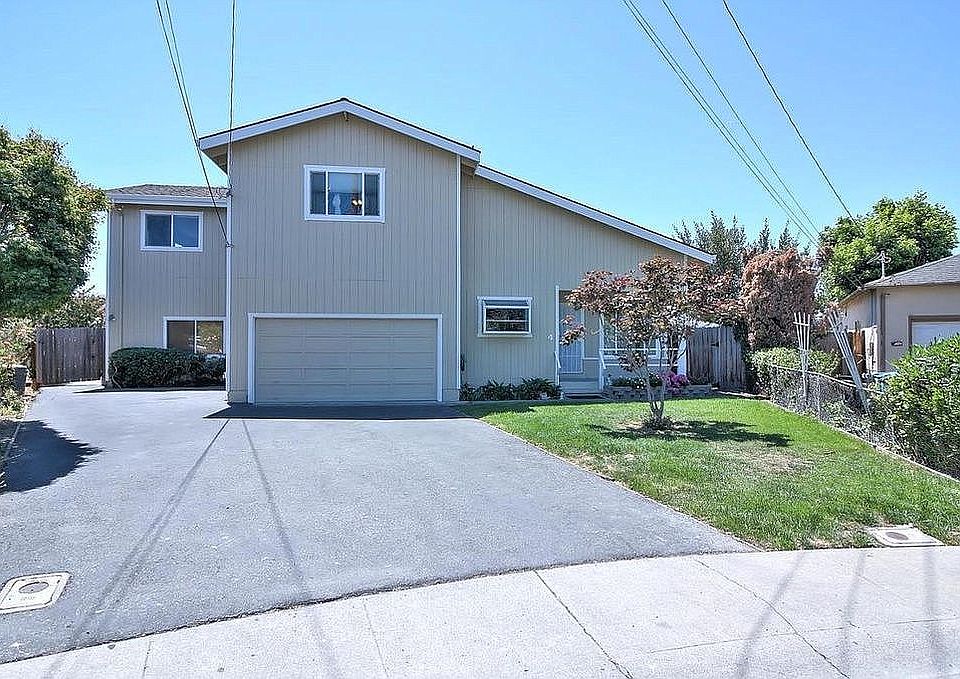 1st image of 4 Gardenia Ct