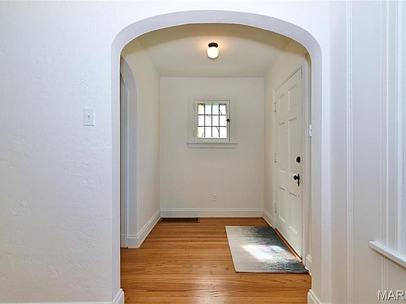 2nd image of 6546 Hancock Ave
