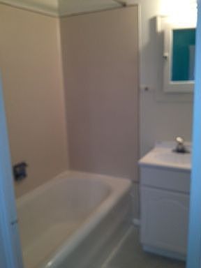 4th image of 425 E 200 S APT 4