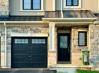 23 Genoa Dr, Hamilton, ON L9B 2X7