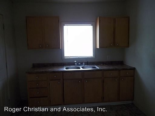 2nd image of 3000 W College St