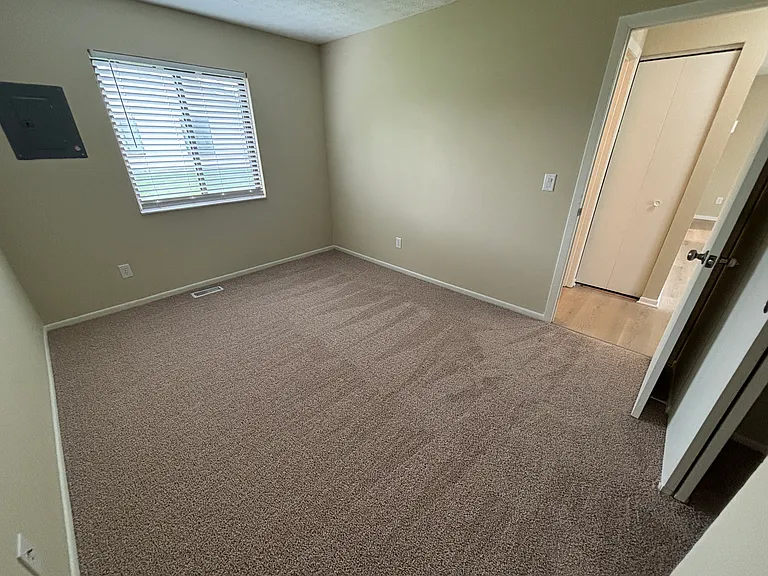 1891 Stoneview Ct — Photo 13