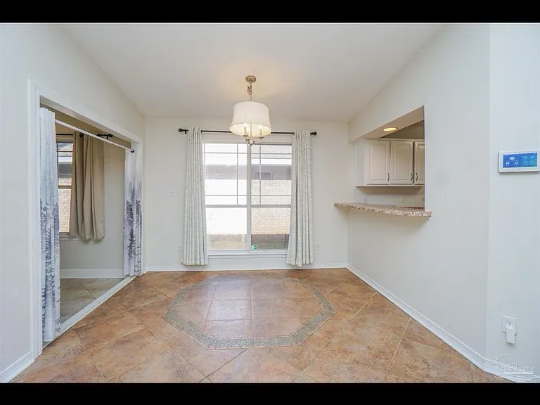 2352 Caddy Shack Ln — Photo 2