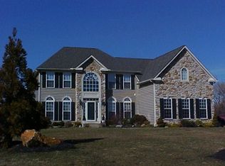 3217 Griggs Dr, Garnet Valley, PA 19061