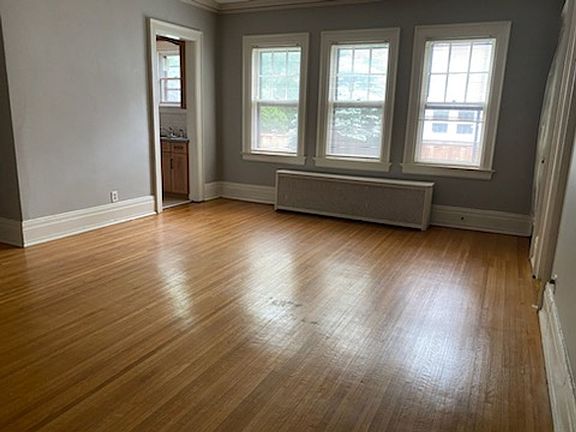 4th image of 65 Berkeley St #3