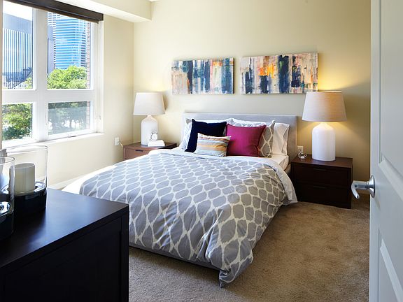 222 Hennepin Bedroom