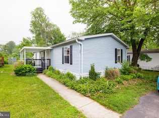 39 Patton Dr, Honey Brook, PA 19344