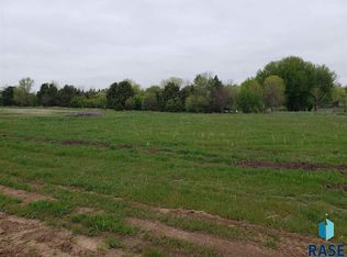 Pony Meadow Ct, Renner, SD 57055