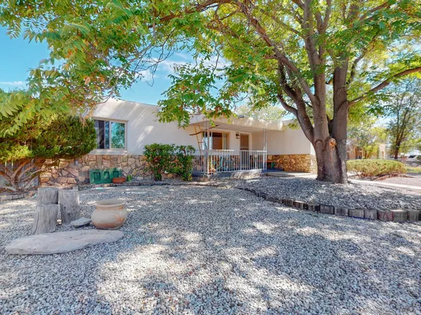 6604 Tierra Dr NW, Albuquerque, NM 87107