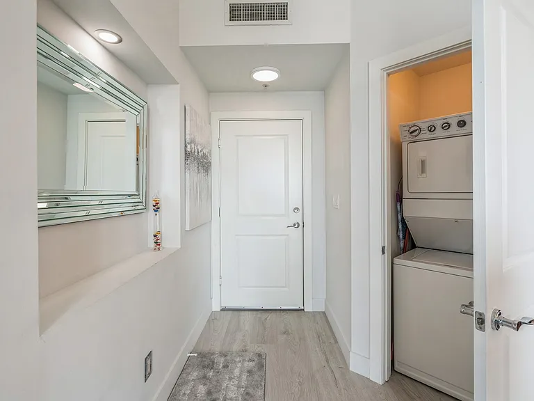 315 NE 3rd Ave #1602 — Photo 34