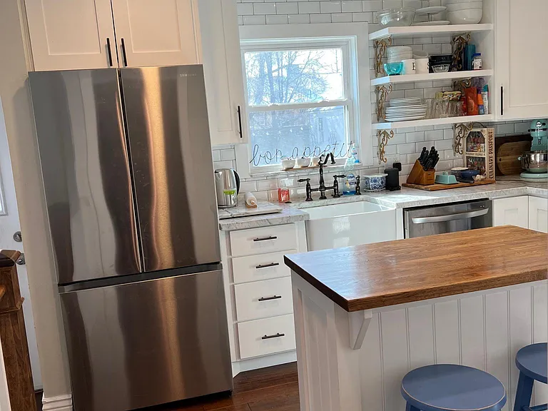 1728 E Edward Ave — Photo 2