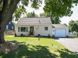 153 Kendall Dr W, East Syracuse, NY 13057