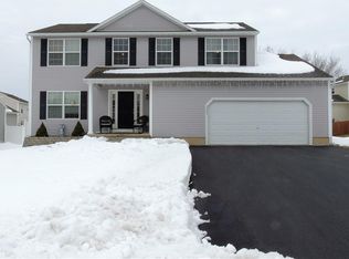 5266 Medasano Cir, Clay, NY 13041