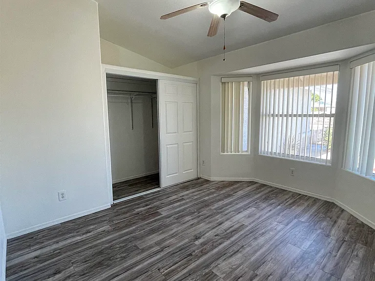 11511 S Prescott Ave — Photo 11