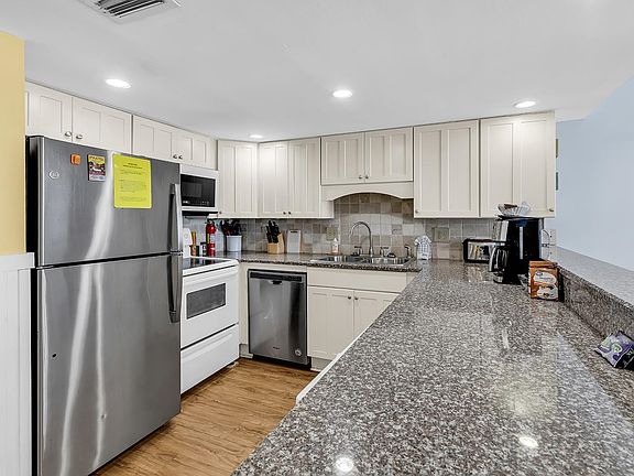 2nd image of 4111 S Ocean Blvd. #303