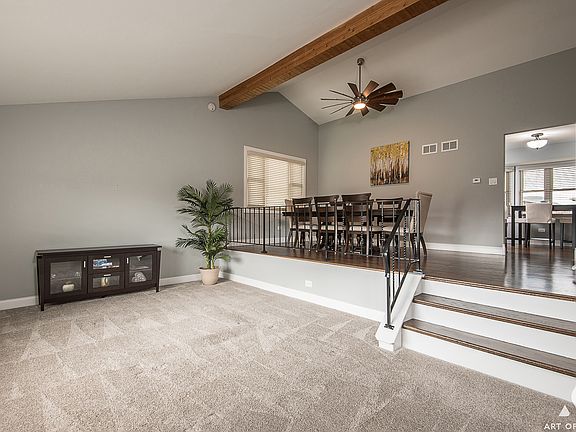 5th image of 15719 La Paz Ct