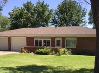 2503 Park Dr, Grand Island, NE 68801