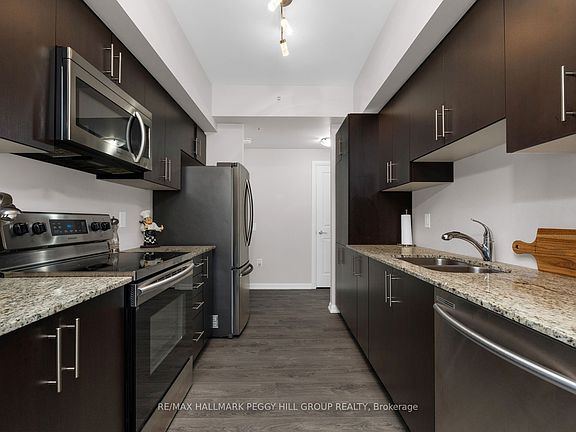 4th image of 302 Essa Rd #201
