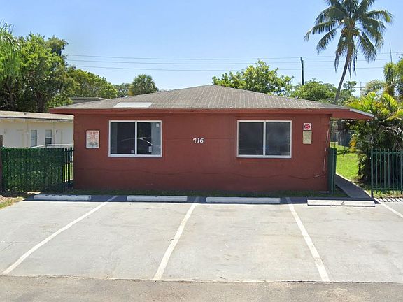 2nd image of 716 NW 4th Ave #2