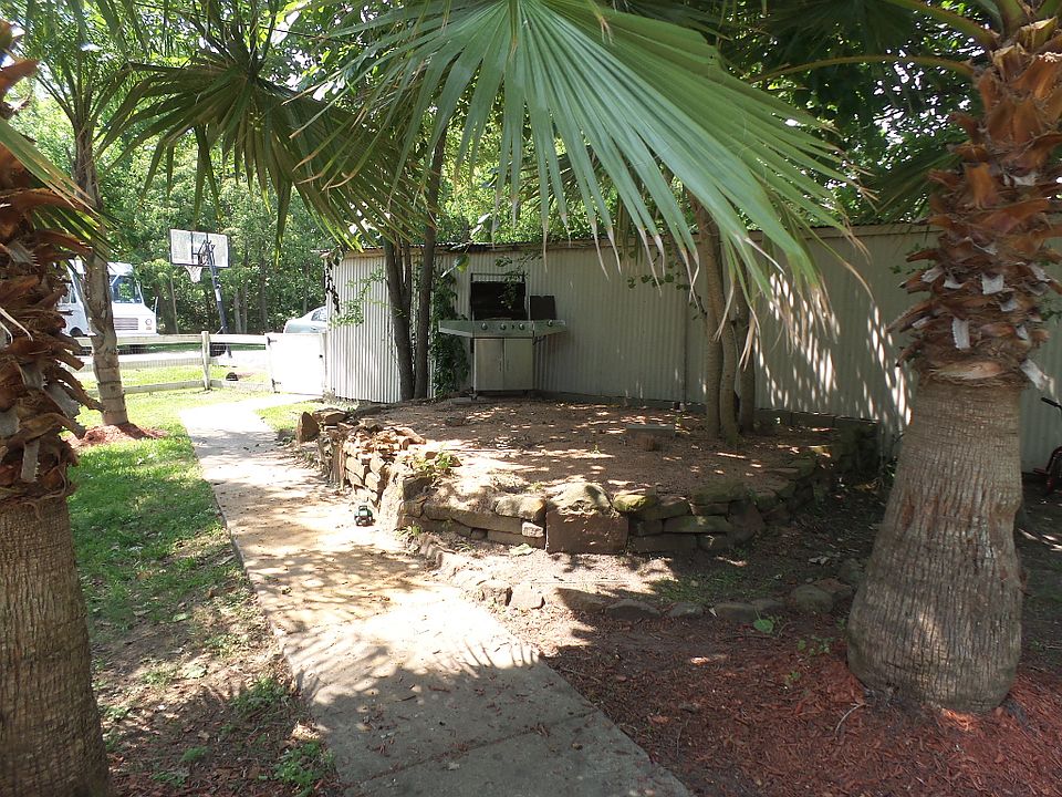 202 N Utah St, La Porte, TX 77571 Zillow