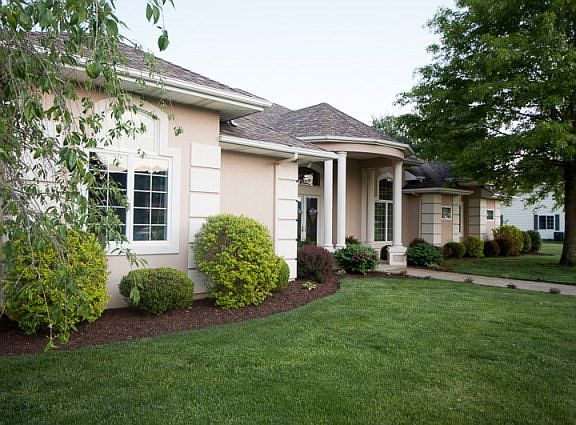 2nd image of 930 Tipton Ln