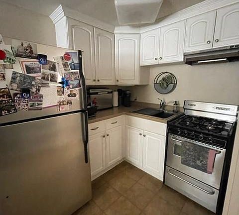 5th image of 4259 Everts St
