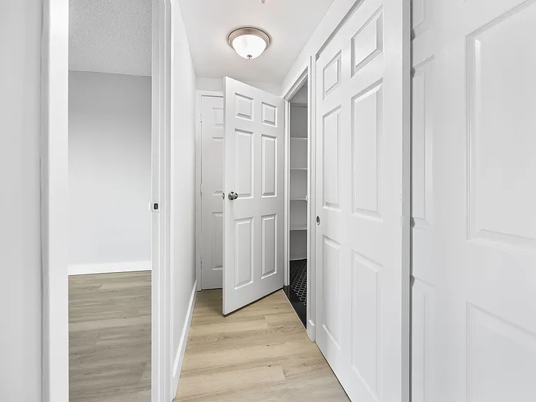 Atlantic Apartments — Photo 39