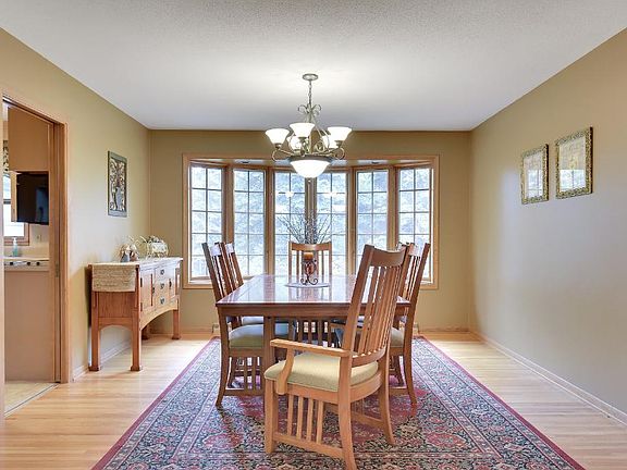 5th image of 6225 Chowen Ave S