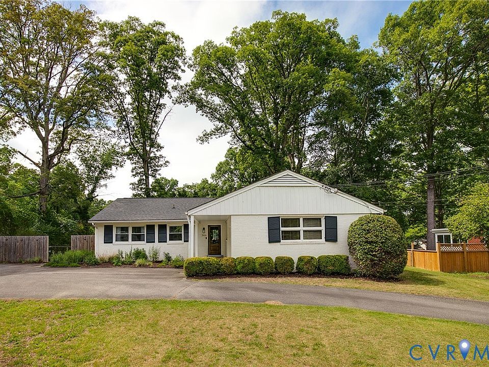 1st image of 3616 Pinebrook Dr