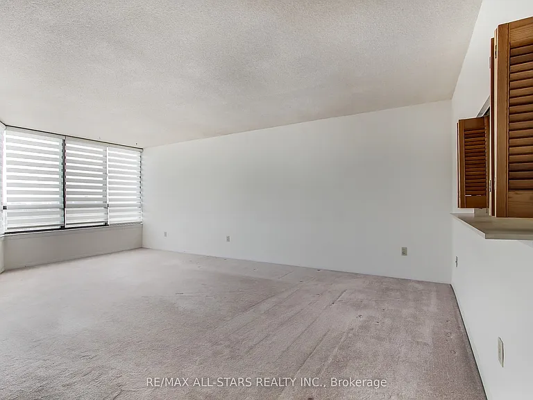 255 Bamburgh Cir #1203 — Photo 17