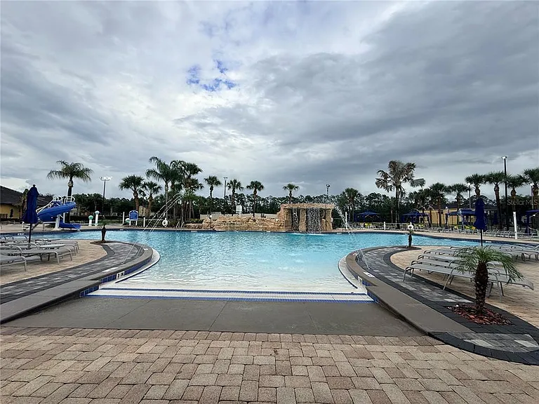 8977 Bismarck Palm Rd — Photo 17