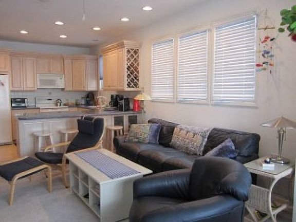4th image of 805 Central Ave APT 2