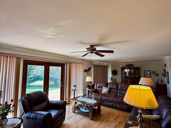 3rd image of 30 Riverview Dr