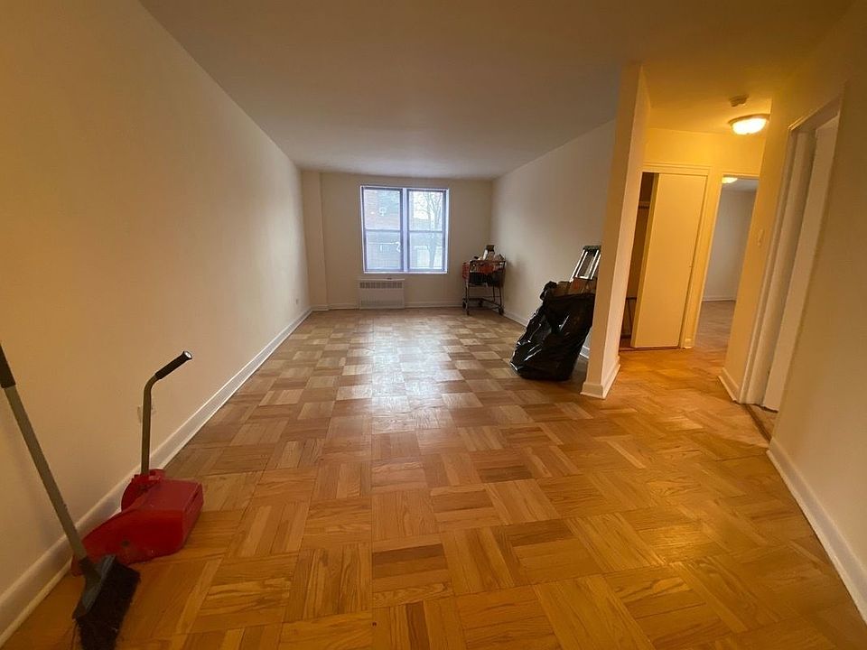 1st image of 4821 40th St APT 2E