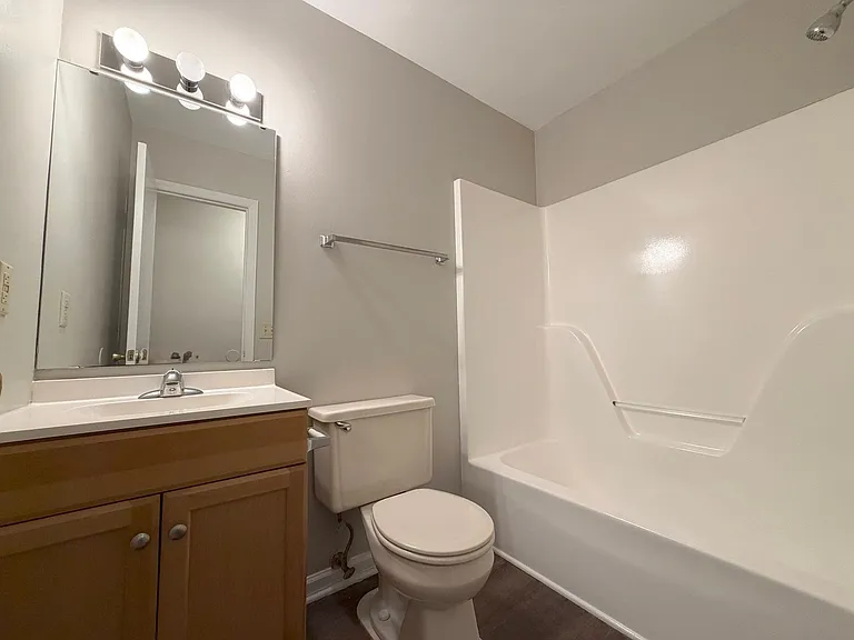221 Quintas Ave #B — Photo 19
