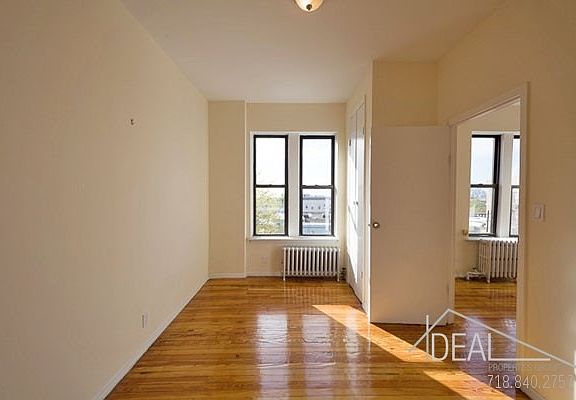 4th image of 277 14th St