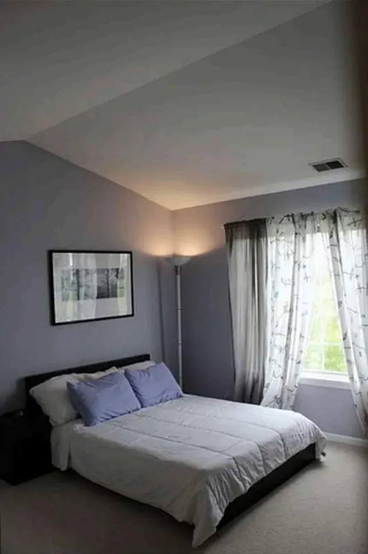 3 bed, 4.0 bath, 2200 sqft, $2,600 — Photo 3