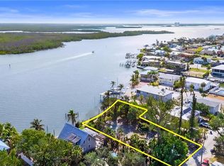 4851 Dolphin LN, FORT MYERS BEACH, FL 33931
