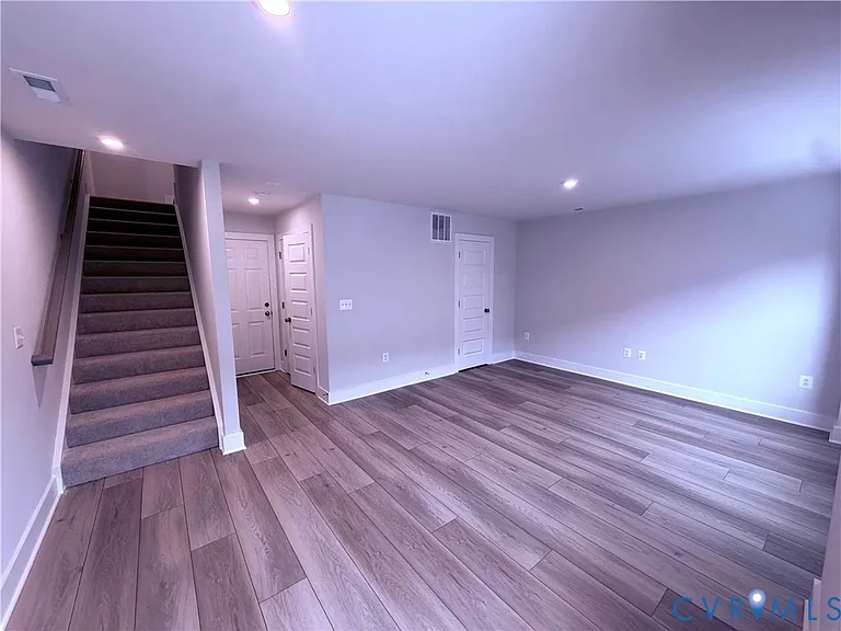 9453 Alquist St — Photo 6