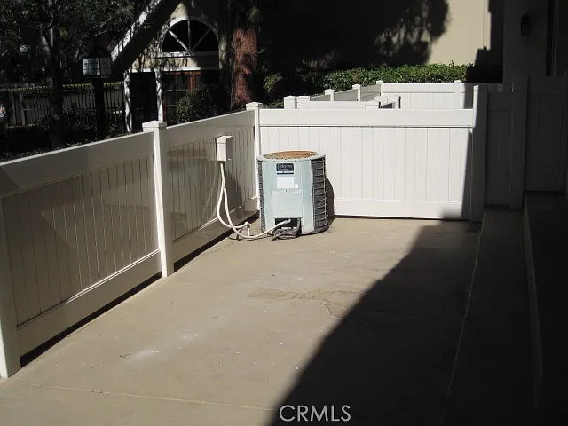 2577 Plaza Del Amo — Photo 14