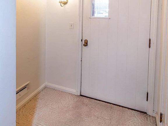 3rd image of 5113 Stringtown Rd