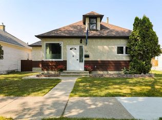 732 E 12b St N, Lethbridge, AB T1H2L9