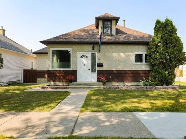 732 E 12b St N, Lethbridge, AB T1H 2L9